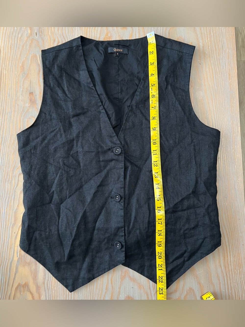 Quince European linen vest in black size small - Picture 5 of 6
